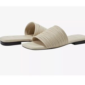 NEW IN BOX Marc Fisher Sandals